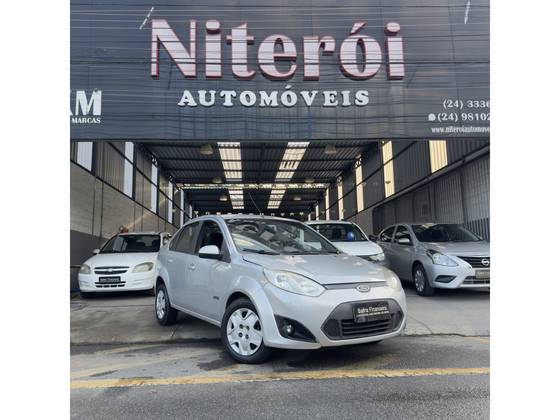 FORD FIESTA 1.6 MPI CLASS SEDAN 8V FLEX 4P MANUAL FORD FIESTA 1.6 MPI CLASS SEDAN 8V FLEX 4P MANUAL